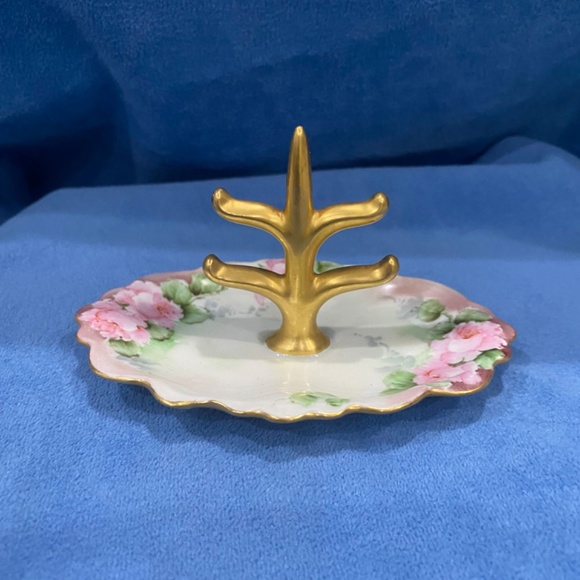 Vintage, ceramic hand painted, 3 piece vanity set. - Picture 10 of 15